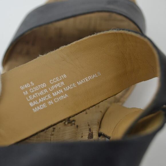 Korks By Kork-Ease Austin Black Leather Wedge Sandals Size 9 - Picture 3 of 16